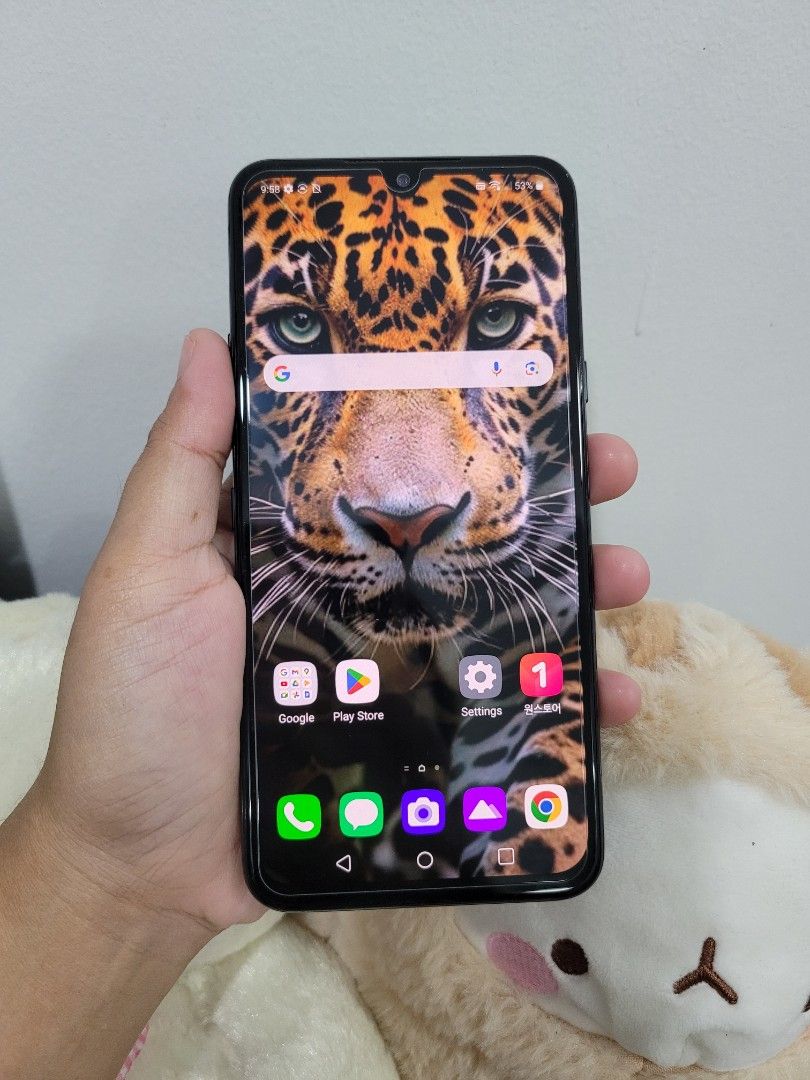LG V50s Thinq 256/8 (Category: LG) located in Mandaluyong City. Submitted by cellspaceph (Listing ID 1335282204, Image 1). Description: LG V50s ThinQ 256GB 8GB RAM issue: super slightburn(line lang),hairline scratches likod Php6,999 ‼️ unit and case pass swap.