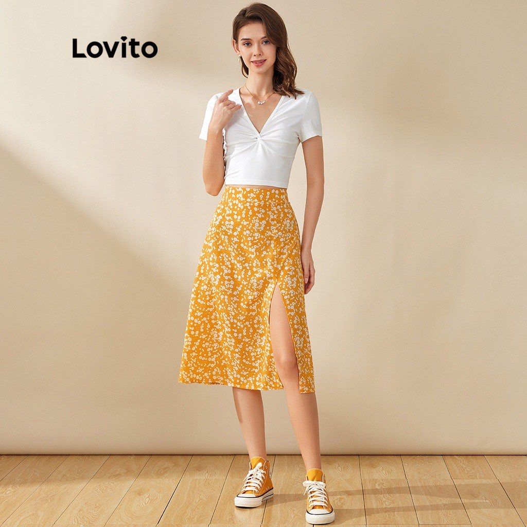 LOVITO SKIRTS FOR TAKE ALL (Category: Skirts) located in Bulacan. Submitted by declutterwithjcl_ (Listing ID 1335301617, Image 1). Description: Still with tag Nasa cabinet lang di na nagamit Size: LARGE on tag pero parang kasya lang sa Medium size Original Price: 1. Yellow Skirt - 450.00 2. Black Skirt - 530.0.