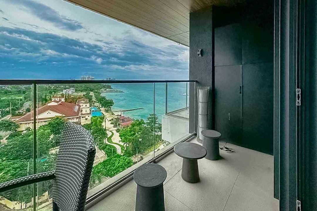 Picture Idea: Luxurious Studio With Panoramic Ocean Views In The Reef Island