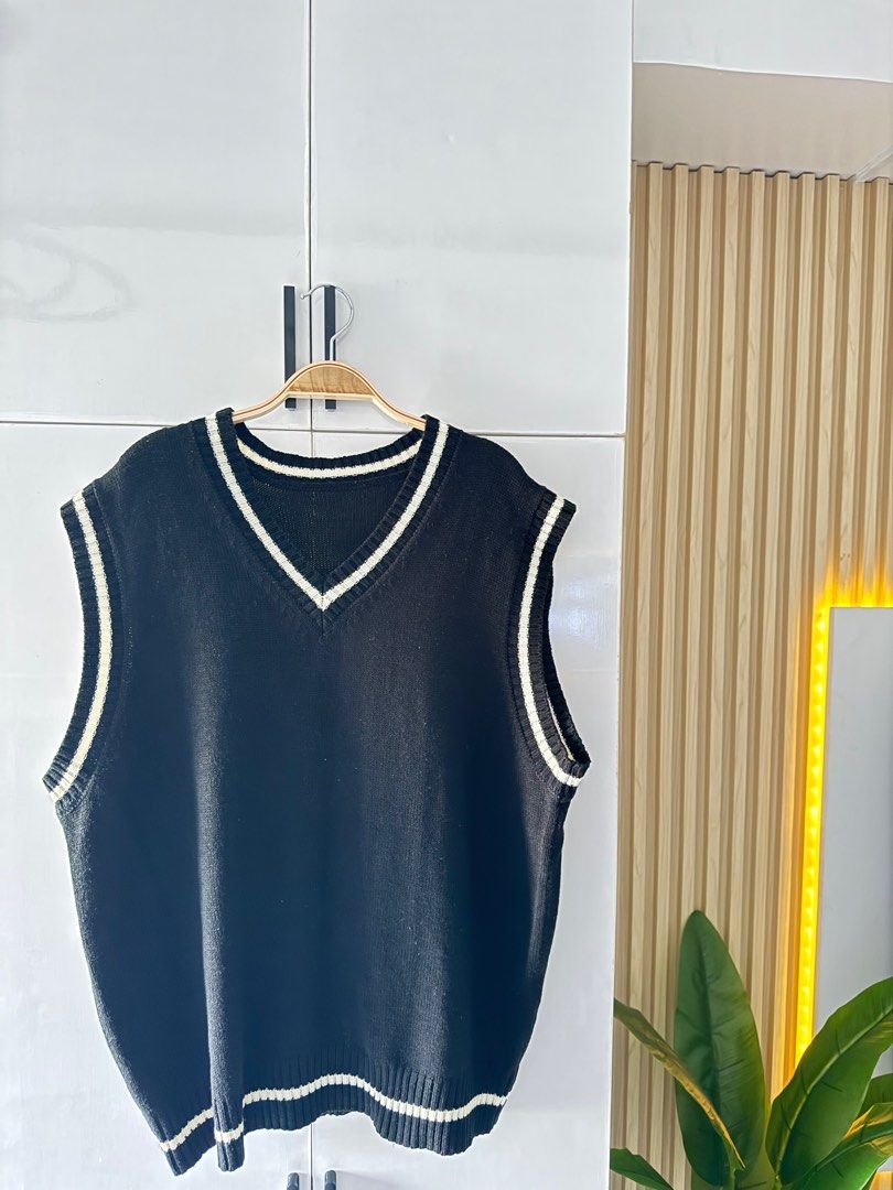 Men’s Terno Top (Category: Sets & Coordinates) located in Taguig. Submitted by overseasclothes.ph (Listing ID 1335282241, Image 3). Description: Sold as set Up to medium Bought in Thailand 🇹🇭.