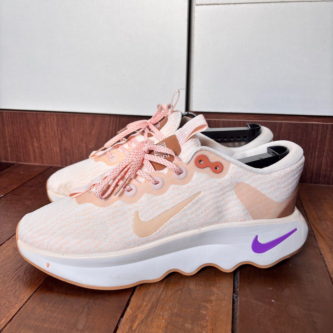 NIKE MOTIVA GUAVA ICE FOR MEN Men s Fashion Footwear Sneakers on Carousell
