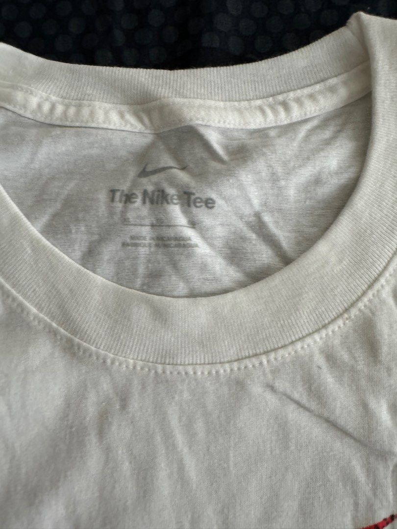 Nike Sports Shirt (Category: Tshirts & Polo Shirts ) located in Caloocan City. Submitted by knackknicks (Listing ID 1335280015, Image 2). Description: Brand new Nike Sports shirt Bought from the US Too big for me now.