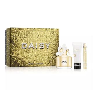 (Category: ) located in . Submitted by urfavluxuryshop (Listing ID 1335389408, Image 1). Description: .