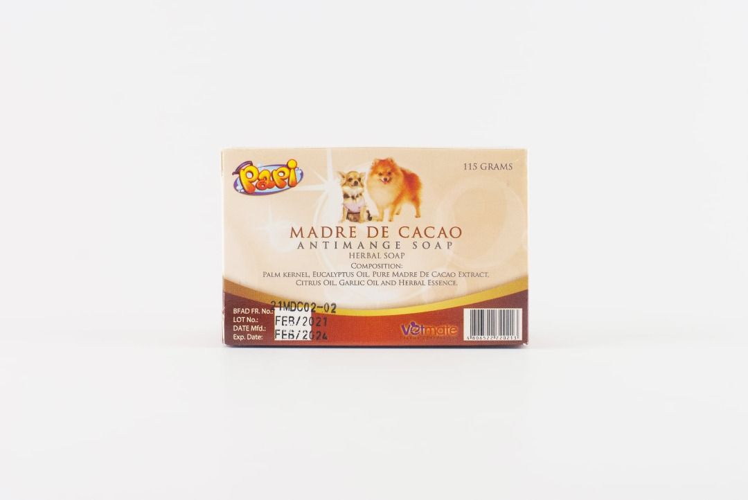 Papi Madre De Cacao Anti-Mange Soap (115g) (Category: Health & Grooming) located in Pasig City. Submitted by petholics (Listing ID 1335332105, Image 1). Description: Papi Madre De Cacao Anti-Mange Soap is for dogs and cats suffering or at risk from mixed parasitic infestation. It is a synergistic combination of Madre de Cacao extract, citrus oil, and garlic and is effective against fungal and bacterial infection as well as for control of sarcopti