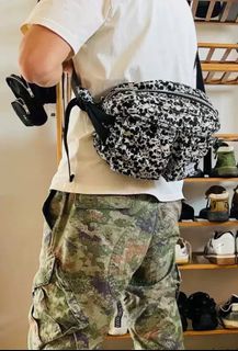 (Category: ) located in . Submitted by thethriftstore.sg (Listing ID 1335315839, Image 1). Description: .