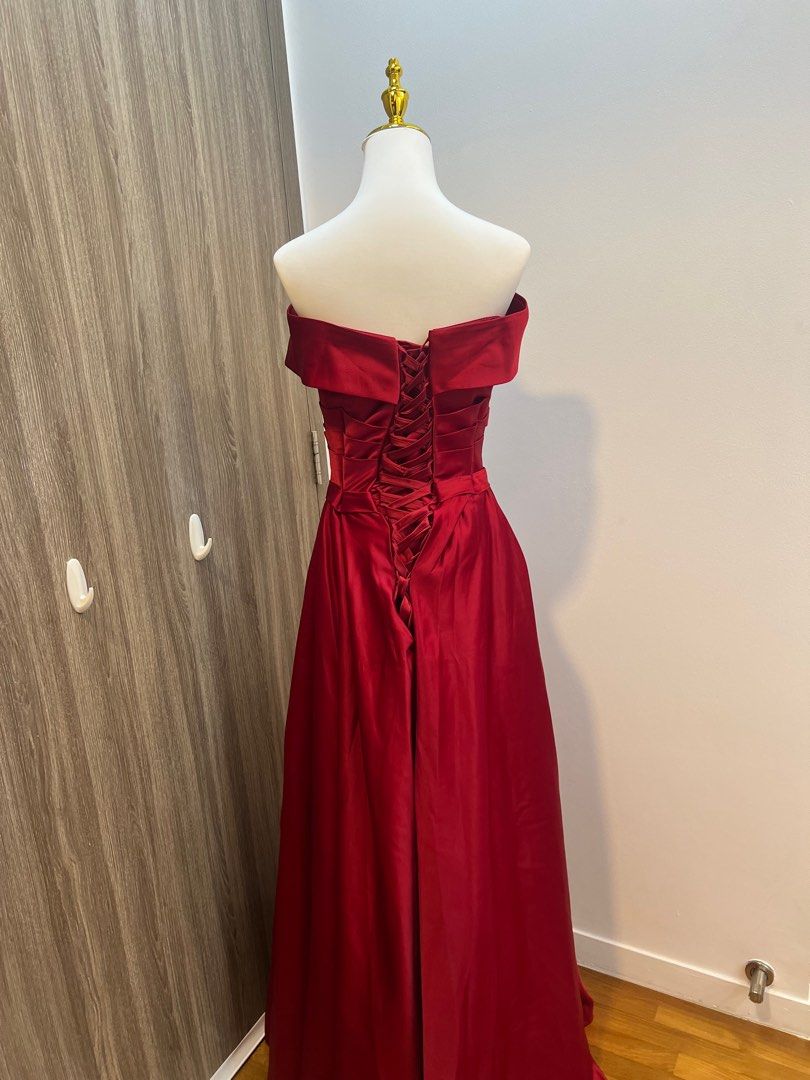 Pre-loved Grace Kelly Red Gown, Women's Fashion, Dresses & Sets, Evening dresses & gowns on Carousell Pre-loved Grace Kelly Red Gown, Women's Fashion, Dresses & Sets, Evening dresses & gowns on Carousell
