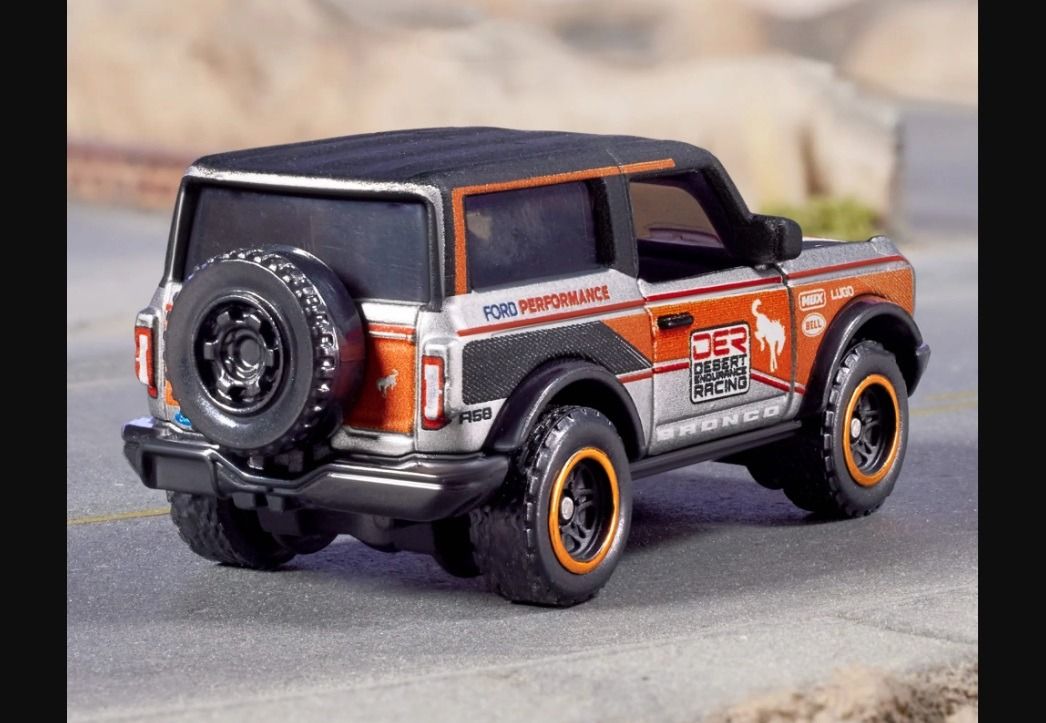PRE-ORDER Matchbox 2021 Ford Bronco RLC Red Line Club Exclusive ...