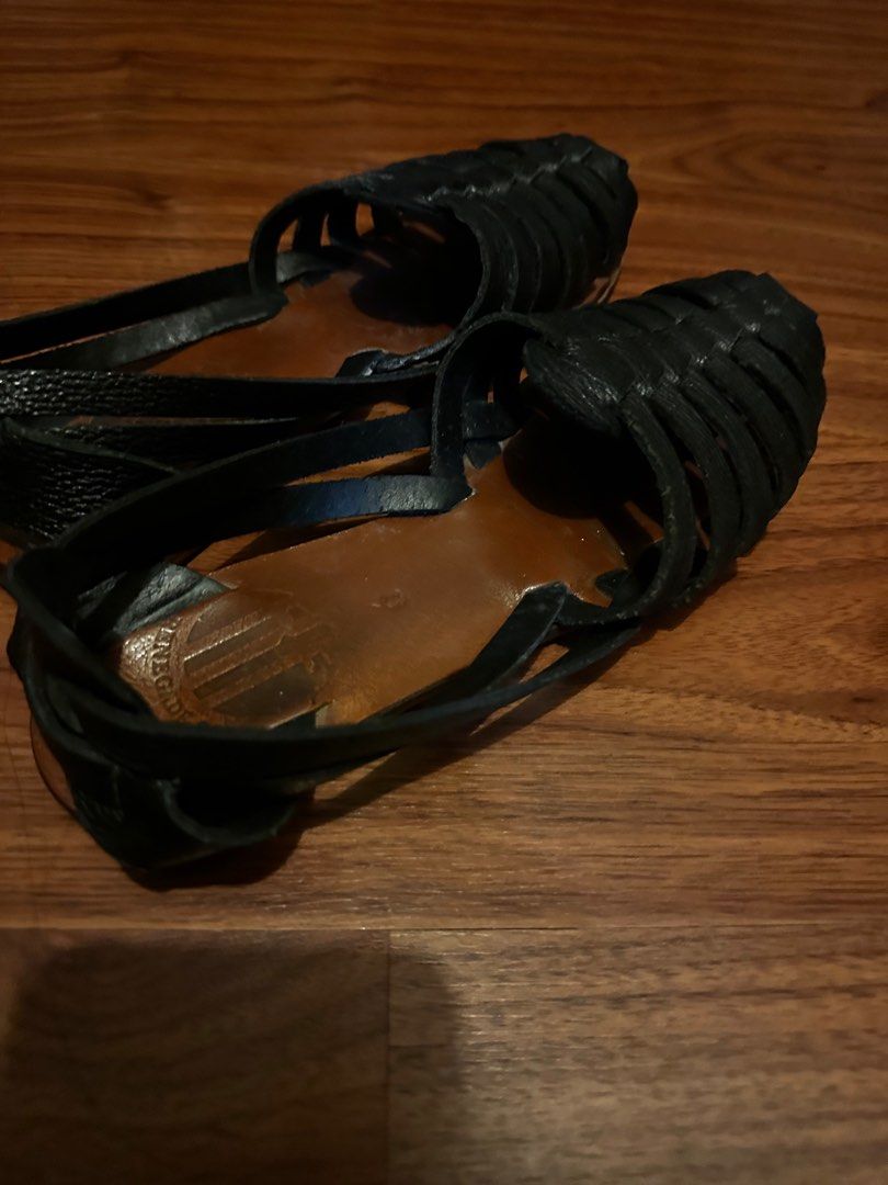 RENEGADE FOLK Timeless Flats Black (Category: Flats & Sandals) located in San Mateo. Submitted by rockim (Listing ID 1335390377, Image 2). Description: NEGOTIABLE — SUCH A STEAL Just needs to be wiped but barely used :).
