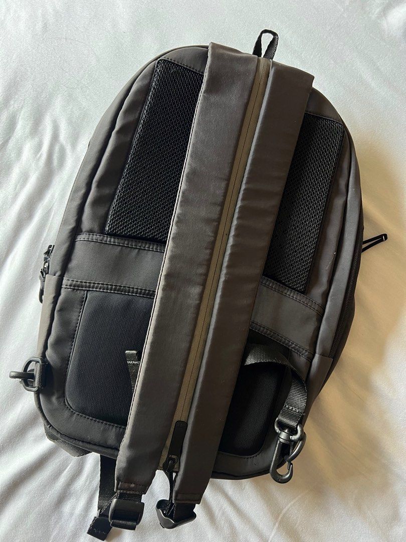Samsonite red porris 2025