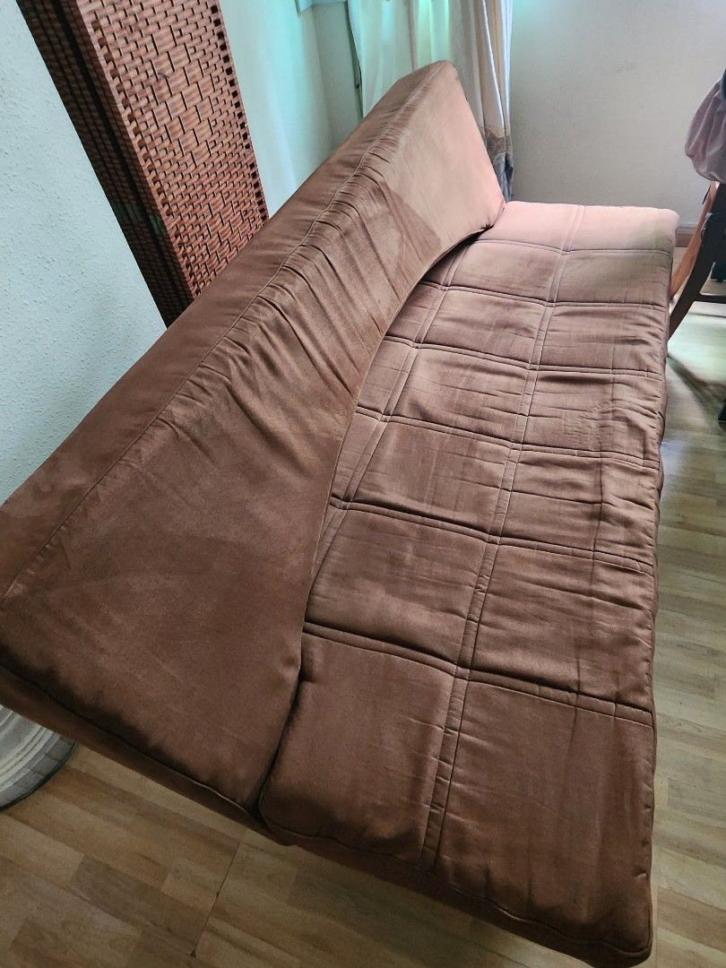 Sofa Bed (Category: Bedding & Towels) located in Singapore. Submitted by george1979 (Listing ID 1335253545, Image 1). Description: .