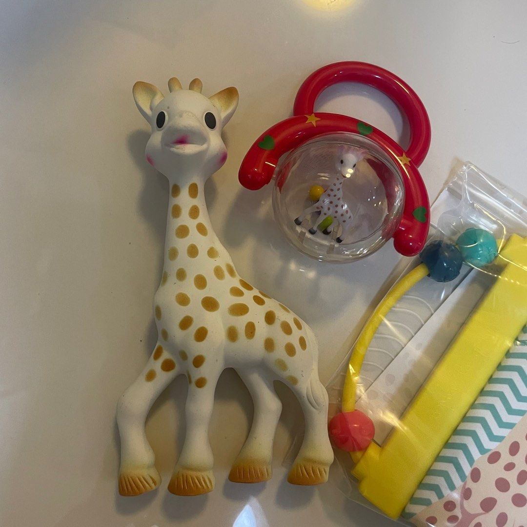 Baby Sophie Giraffe Inside Sophie La Girafe® Newborn Baby Set