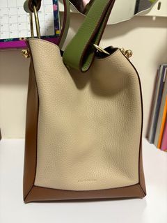 （分類：）位於 。 由 gigit91 提交（商品編號 1335353802，圖片 1）。簡介： 。
