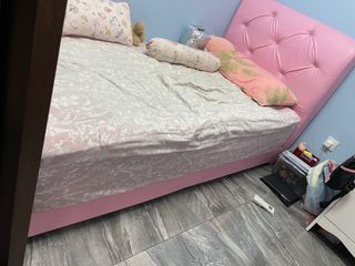 (Category: ) located in . Submitted by cosmicdolphin.d522e4 (Listing ID 1335321256, Image 1). Description: .