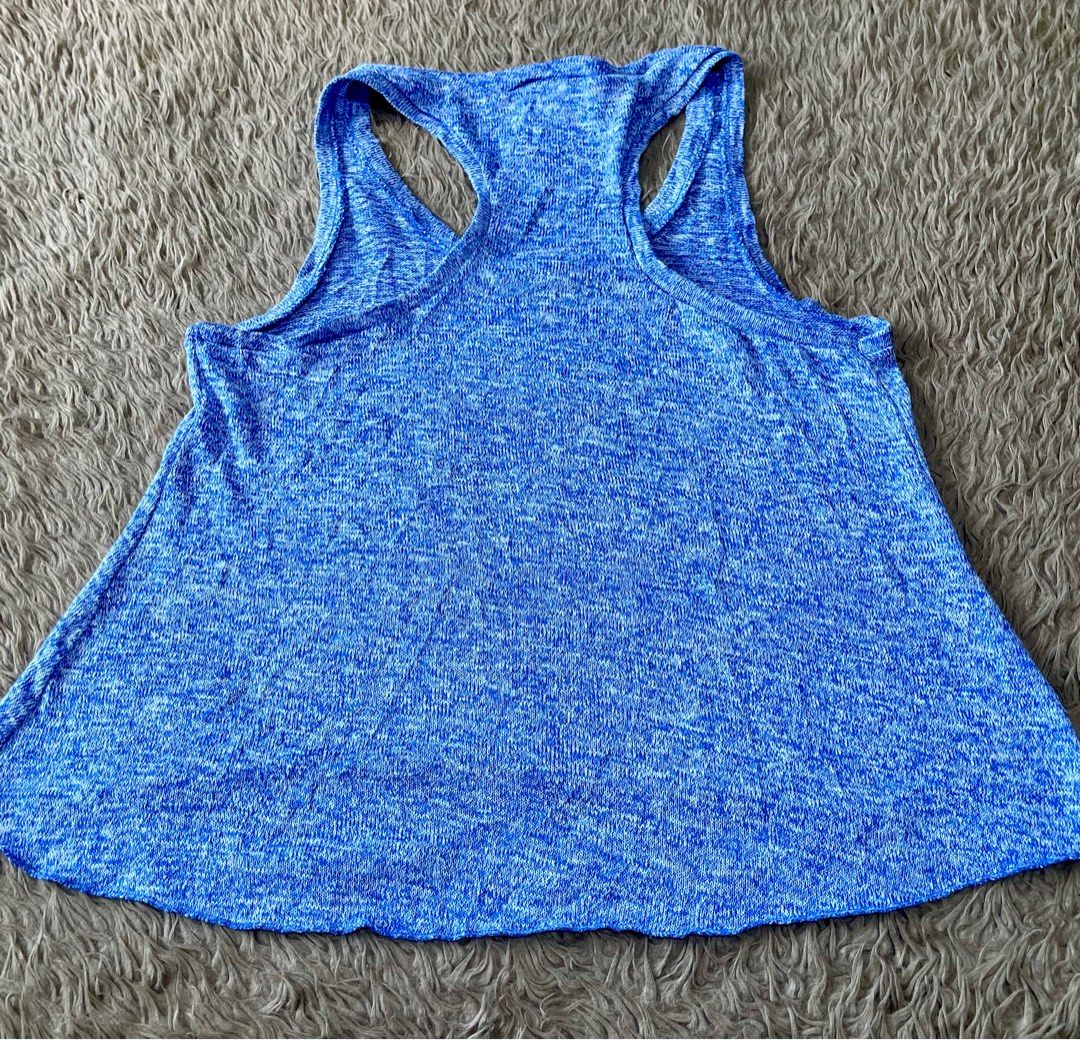 Super tops (Category: Sleeveless) located in Caloocan City. Submitted by joycel06 (Listing ID 1335297193, Image 2). Description: Superman knitted tops.