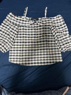 (Category: ) located in . Submitted by aunty.jude (Listing ID 1335348531, Image 1). Description: .