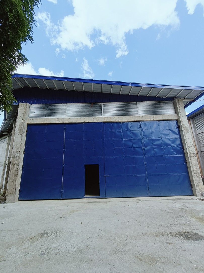 Taytay warehouses for rent (Category: Commercial) located in Pasig City. Submitted by shelavi05 (Listing ID 1335308191, Image 1). Description: 𝙏𝙖𝙮𝙩𝙖𝙮 𝙬𝙖𝙧𝙚𝙝𝙤𝙪𝙨𝙚𝙨 𝙛𝙤𝙧 𝙧𝙚𝙣𝙩 Inside Industrial zone As of Nov 09,2024 🛑 WH 1 ( brand new) - 917sqm ₱260 /sqm or ₱238,420 per mo. 🛑 WH 2: 1,000sqm = ₱260/sqm Or ₱260k 🛑 WH 3: 400sqm = ₱230/sqm or ₱92k per month 𝙁𝙚𝙖𝙩𝙪𝙧𝙚𝙨 𝙖𝙣𝙙 𝘼𝙙𝙫𝙖𝙣𝙩𝙖𝙜𝙚𝙨 • Power supply : Single phas