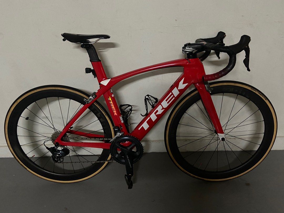 Trek Madone H2 size 52, Sports Equipment, Bicycles Parts