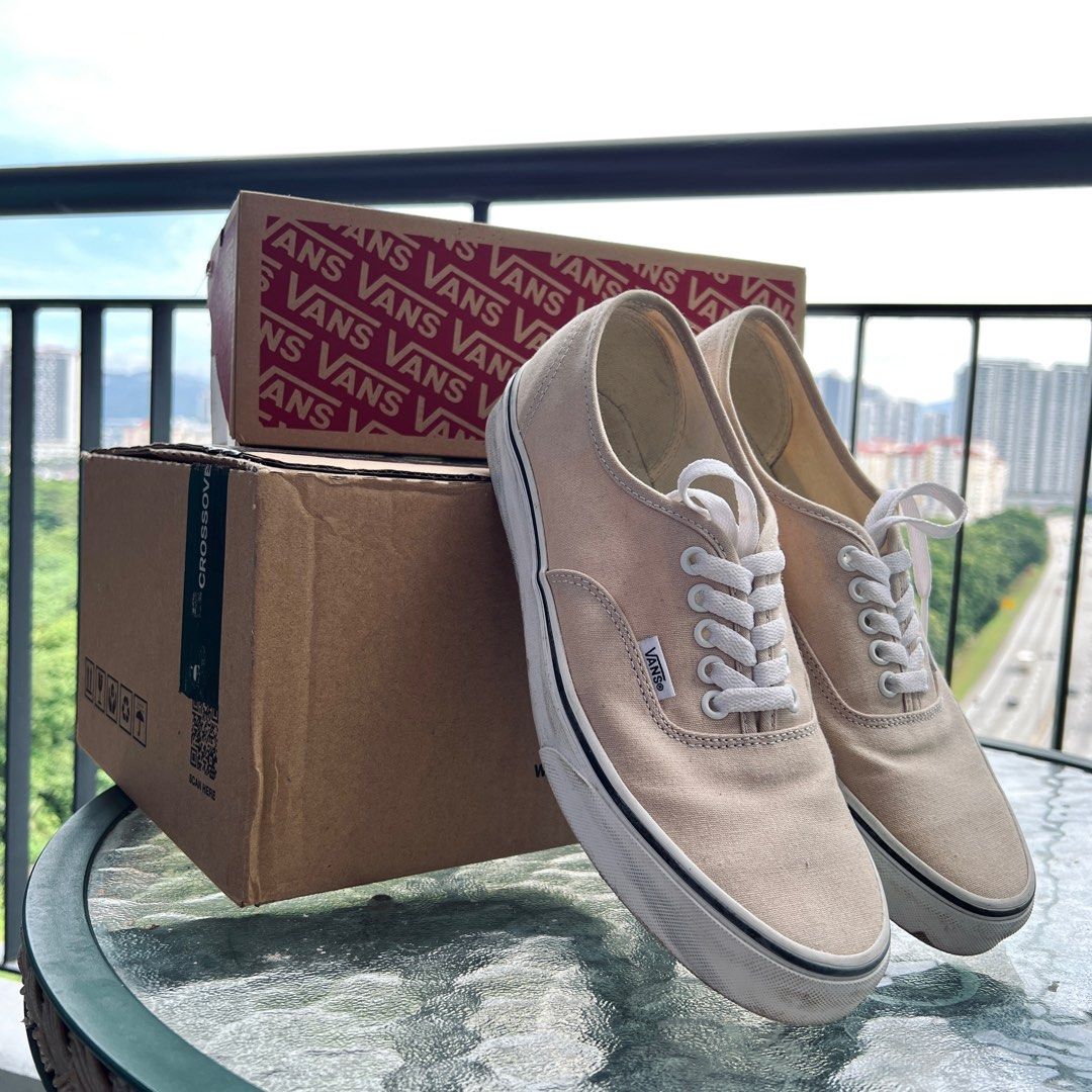 Beige vans authentic online