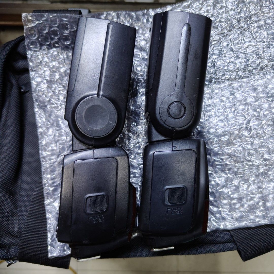 Yong Nuo Canon Speedlite Flash (Category: Flashes) located in Manila. Submitted by rossinicalabig (Listing ID 1335319743, Image 3). Description: 500 Pesos, 2 YongNuo Flash Issue: No power. Good for parts out, research or experiment only. Battery door, mount lock intact. Check & pickup at our Photo Studio in Sta.Mesa Mla..
