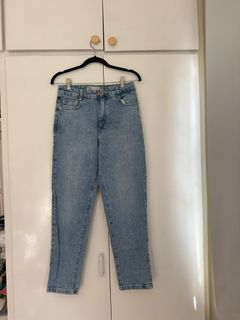 (Category: ) located in . Submitted by jptpreloved (Listing ID 1335296790, Image 1). Description: .