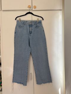 (Category: ) located in . Submitted by jptpreloved (Listing ID 1335296479, Image 1). Description: .