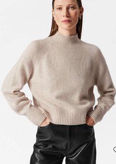 (Category: ) located in . Submitted by prettyclothes (Listing ID 1339203957, Image 1). Description: .