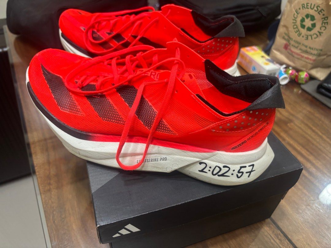 Adidas adios pro 3 (Category: Sneakers) located in Paranaque City. Submitted by gothitched (Listing ID 1339179770, Image 1). Description: For sale Adidas adios pro 3 Adizero 10th anniv edition Size 8.5US In very good condition, race day shoe only Complete with box Only 6k, negotiable.