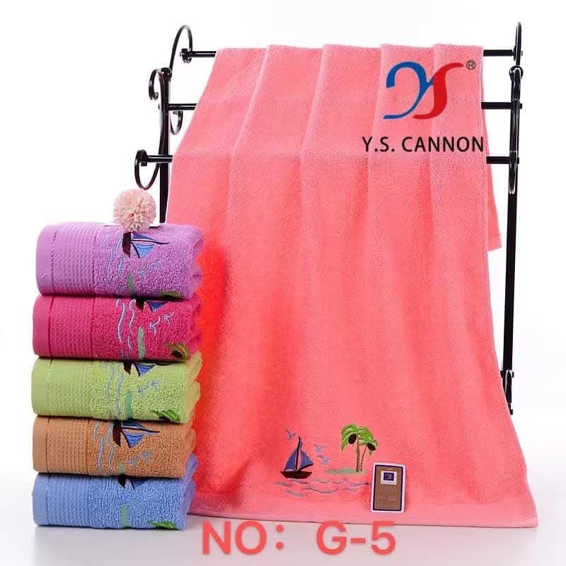BATH TOWEL 6IN1 WITH BAG ✅ (Category: Towels, Napkins & Holders) located in Quezon City. Submitted by kutiekath (Listing ID 1339300863, Image 3). Description: .