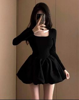 (Category: ) located in . Submitted by wardrobebyqueen (Listing ID 1339354806, Image 1). Description: .