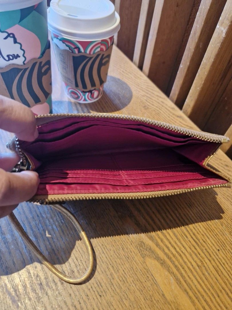 COACH multicolor clutch bag (Category: Luxury Bags & Wallets) located in Taguig. Submitted by starbucksph (Listing ID 1339177958, Image 2). Description: authentic COACH multicolor clutch bag ykk zip lined inside bright pa ang colors #labusell.