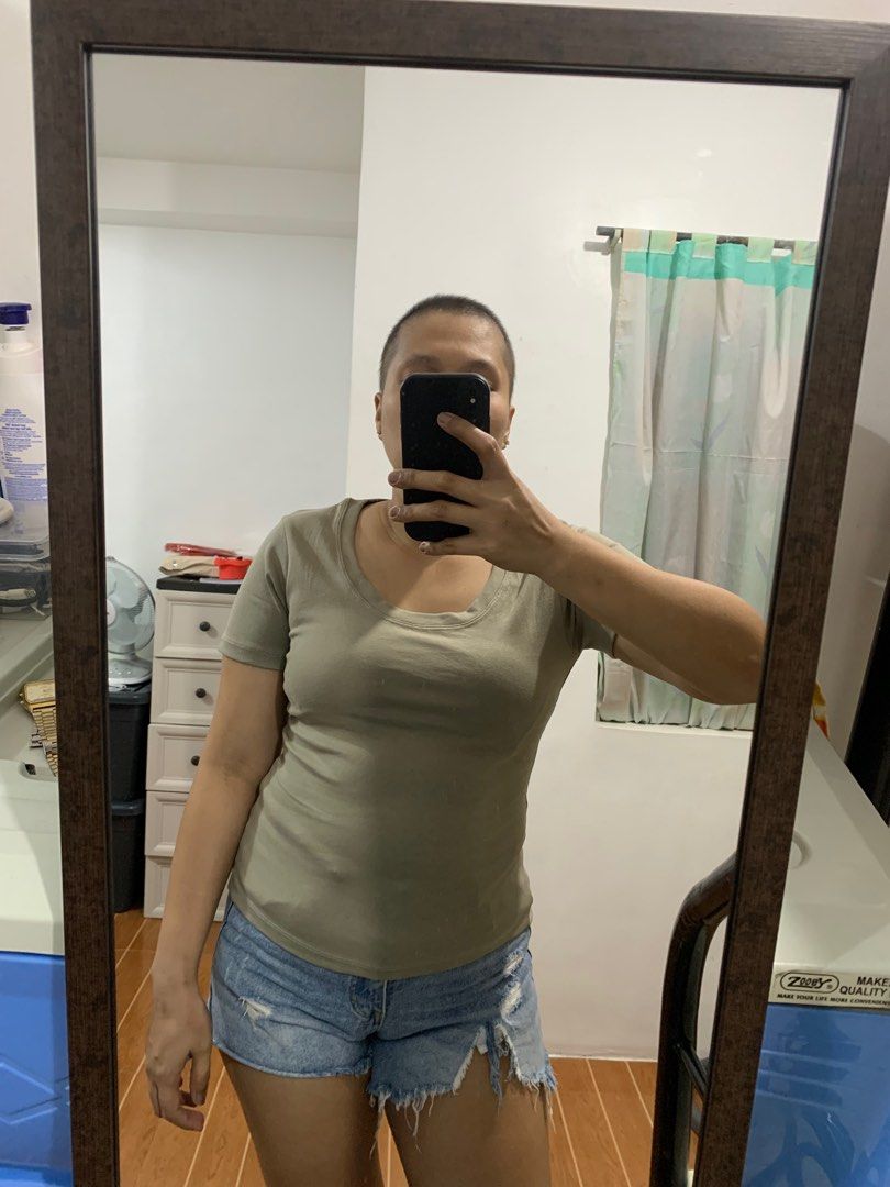 Cotton On Scoop neck shirt (Category: Shirts) located in Rizal. Submitted by mayumis_akia (Listing ID 1339301604, Image 1). Description: Cotton On Scoop shirt Ganda nang tela! Super nice ng fit nito Sizes available Khaki - Small Pink - Medium Gray - Small & Medium Cream - Small & Medium.
