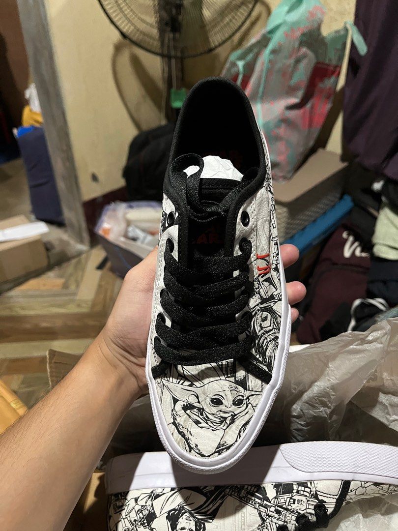 DC shoes (Category: Shoe inserts) located in Legazpi City. Submitted by junjun2323 (Listing ID 1339190905, Image 3). Description: DC shoes x Star wars Like new condition Size: 6 mens /7.5 women Used once Meet up within Albay Delivery sa malalayo Rfs: need cash Thanks! .