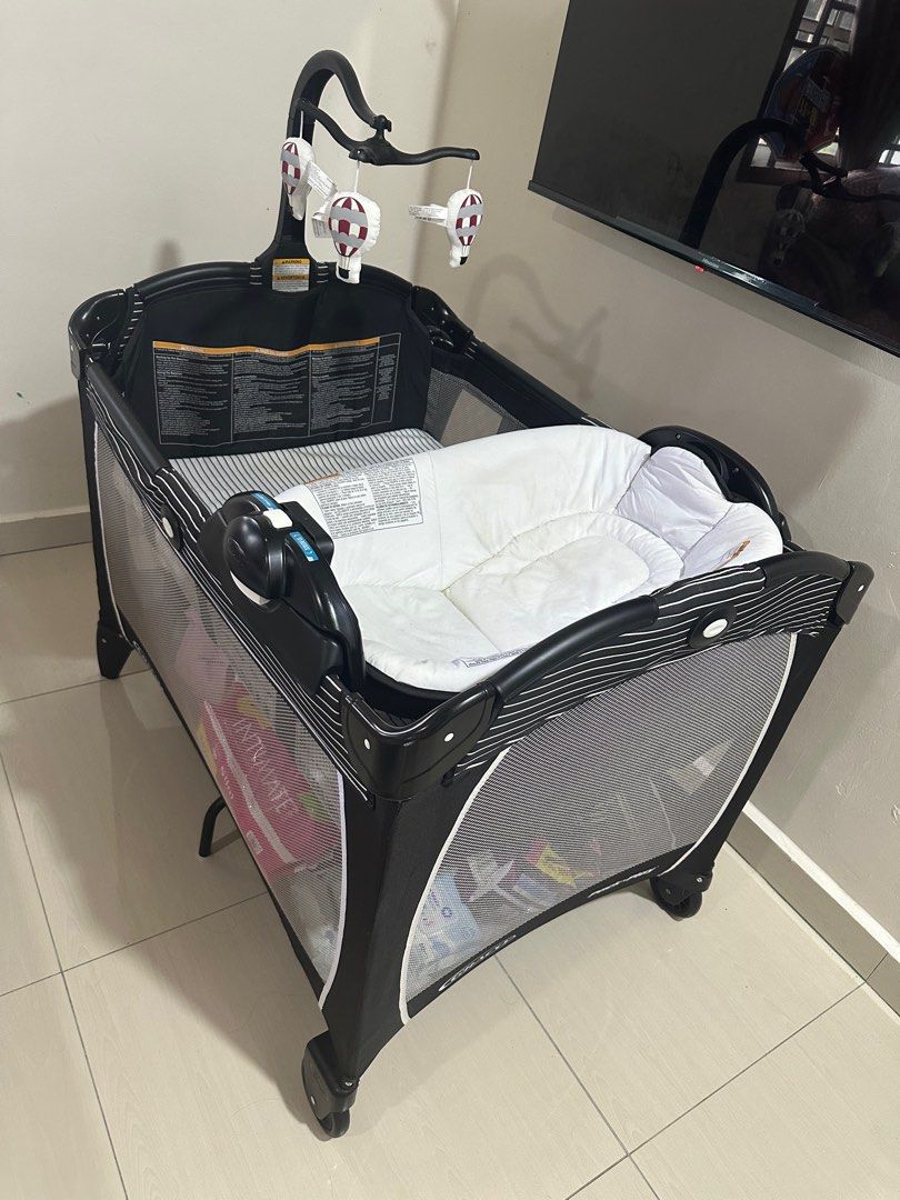Graco Pack n Play Play Pen, Babies & Kids, Baby Nursery & Kids ...