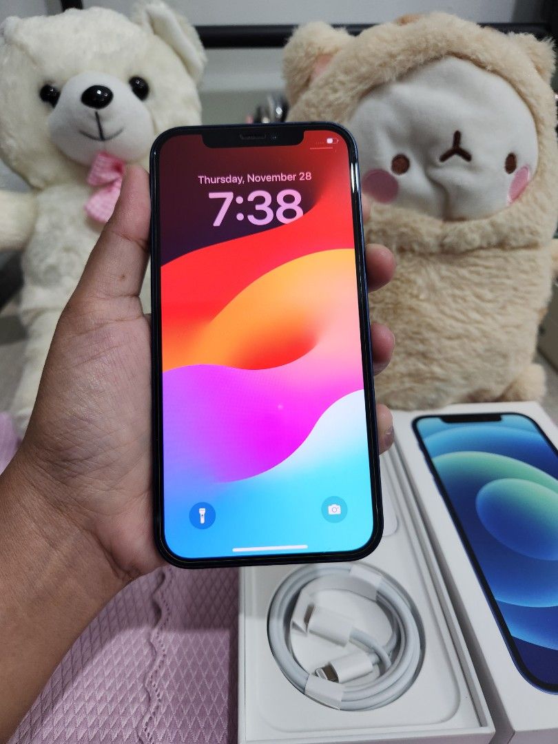 iphone 12 128gb 78% bh pass swap (Category: iPhone 12 Series) located in Mandaluyong City. Submitted by cellspaceph (Listing ID 1339219799, Image 2). Description: IPHONE 12 128GB factory unlocked 78% battery health All working issue: minimal dent Php14,500 ‼️🎄 with original box ,cable pass swap.