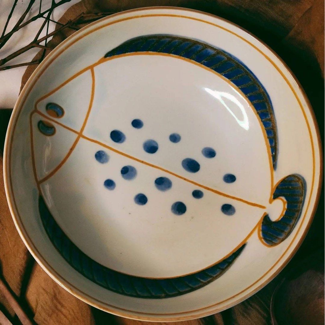 Japanese Big Bowl Ceramic Fish Design (Category: Dinnerware & Cutlery) located in San Pablo. Submitted by lamujer_stonewareph (Listing ID 1339213455, Image 2). Description: SOLD PER PIECE 1pc. Left.