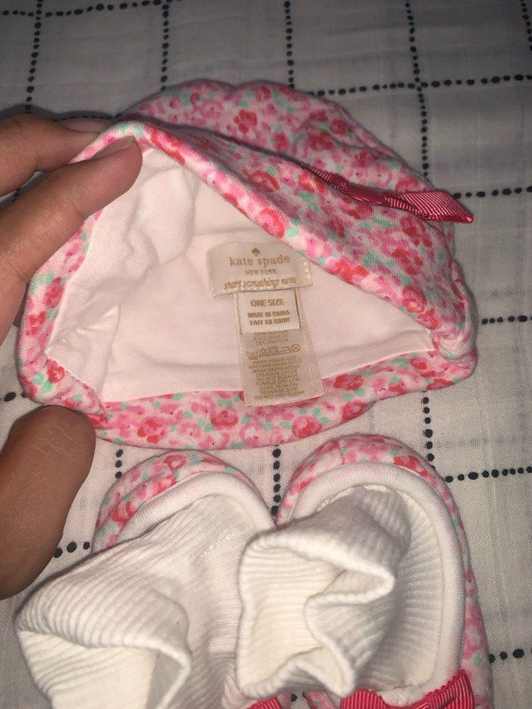 Kate spade baby set like new ), Bayi Anak, Baju Bayi di Carousell