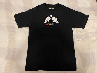 Kith tee 出售| T-shirt、恤衫、有領衫| Carousell Hong Kong