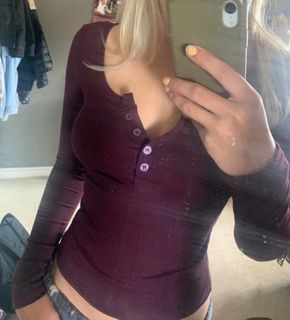 (Category: ) located in . Submitted by brokegals (Listing ID 1339215511, Image 1). Description: .