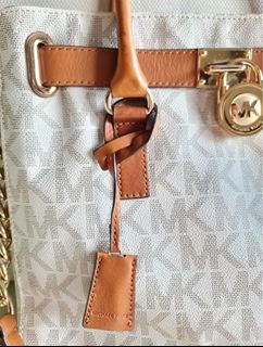 (Category: ) located in . Submitted by 6adda9 (Listing ID 1339350024, Image 1). Description: .