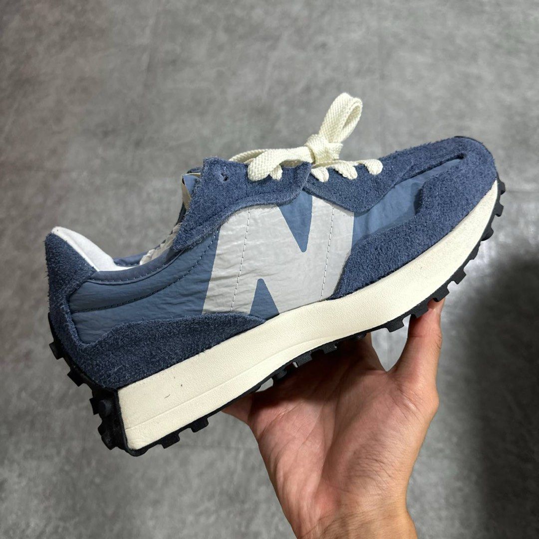 570364 NEW BALANCE 327, Men's Fashion, Footwear, Sneakers on Carousell