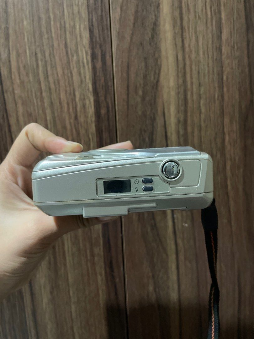 Olympus Trip 505 (Category: Cameras) located in Bauan. Submitted by qwerzzz (Listing ID 1339287807, Image 3). Description: Excellent Condition Minimal Scratches Working PS nakatago lang walang gumagamit .