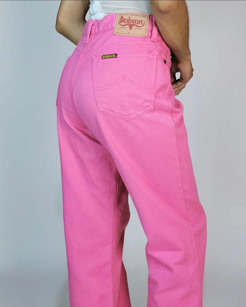 Pink Straight-cut Jeans (Category: Jeans) located in Taguig. Submitted by stxff_ (Listing ID 1339332493, Image 2). Description: Pink high-waist straight- cut jeans with back pockets Brand: Bobson Size: W 31” | L 39” Rise: 11” (front) | 13” (back) *please note that colors may vary due to lighting. first few photos are shot with studio lighting, the rest are under fluorescent lights RFS: too big for me .