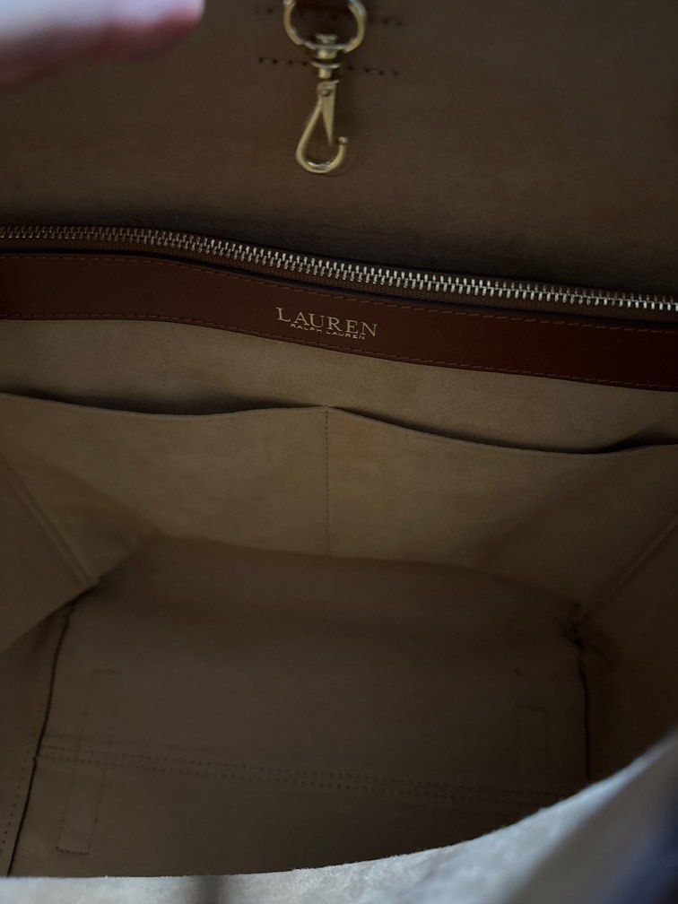 Ralph Lauren Leather Medium Andie Drawstring Tote - 19.1 cm H x 50.2 cm L x 33 cm D (Category: Bags & Wallets) located in Singapore. Submitted by spidey1981 (Listing ID 1339221769, Image 3). Description: .