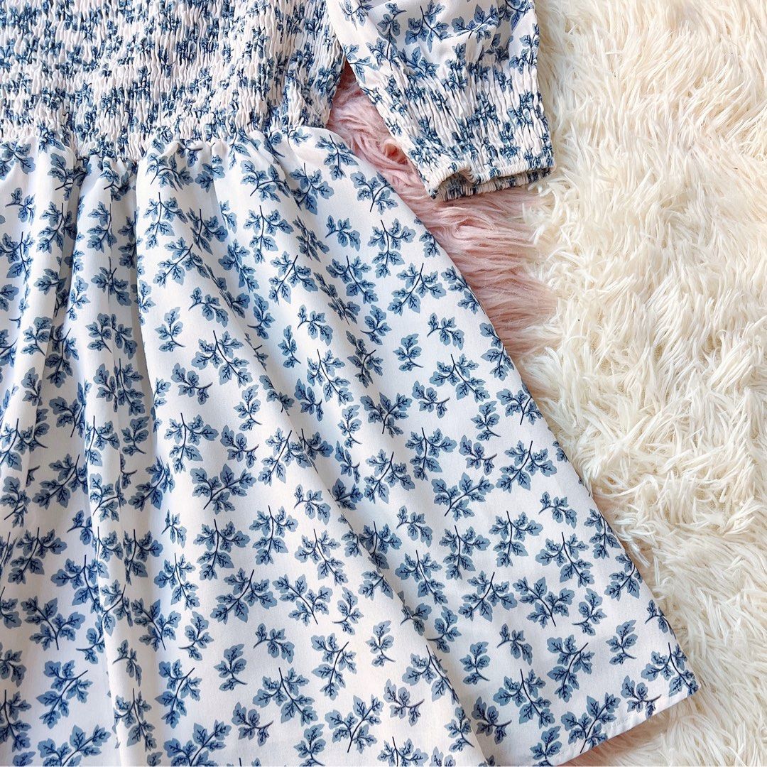 Reformation Insp Dress (Category: Dresses) located in Manila. Submitted by nuevas (Listing ID 1339186726, Image 3). Description: Small-Medium With lining.