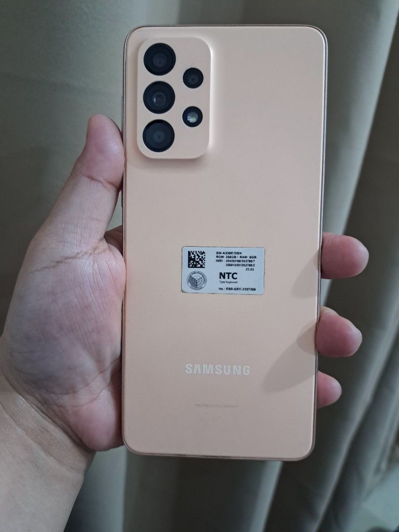 Samsung A33 (Category: Samsung) located in Imus. Submitted by gelique_09 (Listing ID 1339203664, Image 2). Description: samsung a33 8gb ram 256 rom no issue makinis pa unit & case only.