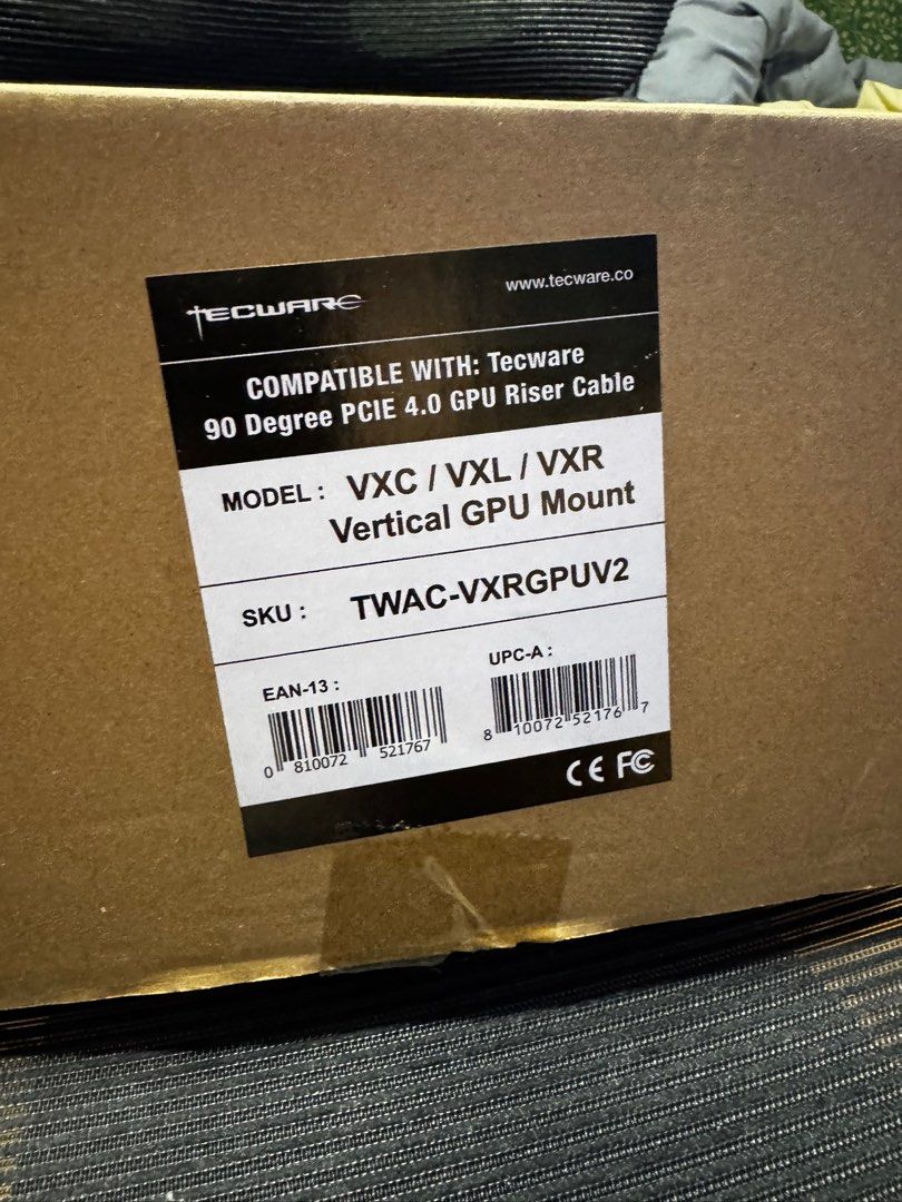 Tecware Vertical GPU Mount (Category: Computer Parts) located in Singapore. Submitted by deadstocksneakers (Listing ID 1339247572, Image 2). Description: Tecware Vertical GPU Mount Brand new ✅ *does not come with GPU Riser Cable .