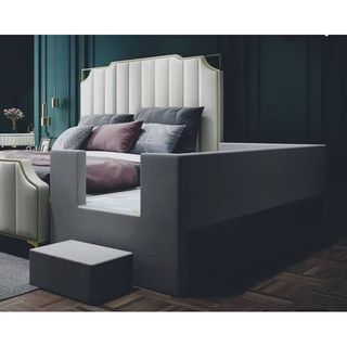 (Category: ) located in . Submitted by miranewpreloved (Listing ID 1339296146, Image 1). Description: .