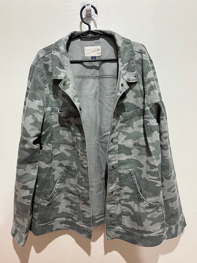 Universal thread camo jacket new arrivals