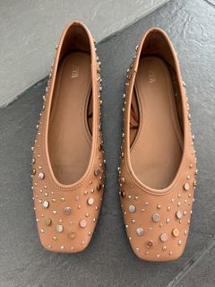 (Category: ) located in . Submitted by ilovestreetstyle (Listing ID 1339331962, Image 1). Description: .