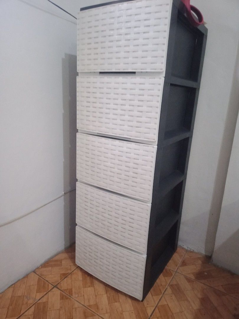 5L Drawer Slim Cabinet White (Category: Shelves, Cabinets & Racks) located in Makati City. Submitted by clutterms (Listing ID 1340952132, Image 1). Description: 5 layers color: white and black material: plastic design: weave measurement: length: 13.5 inches width: 17 inches height: 43 inches flaw: few scratches and dust and 1 tiny chip (last photo) condition: good. use for 2 years. rfs: not going to use anymore. change of furniture. sf shouldered